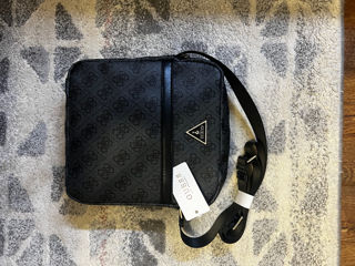 Borseta guess foto 0