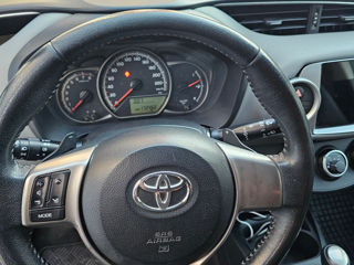 Toyota Yaris foto 7