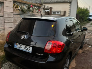 Toyota Auris foto 3