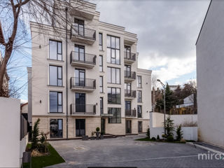 3-х комнатная квартира, 88 м², Центр, Кишинёв