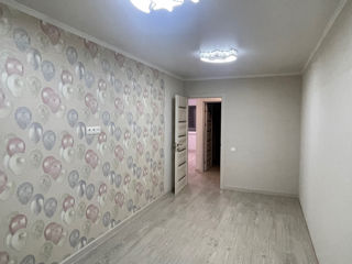 Apartament cu 3 camere, 60 m², Botanica, Chișinău foto 3