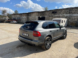 Porsche Cayenne foto 2