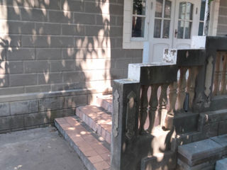 Chirie casa in mitoc