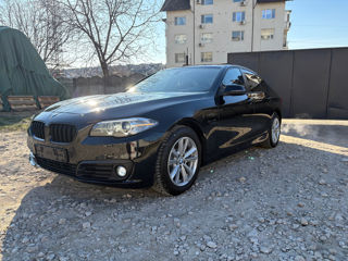 BMW 5 Series foto 2