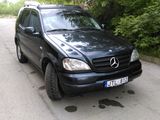 Mercedes ML Class foto 2