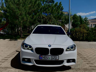 BMW 5 Series фото 1