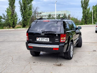 Jeep Grand Cherokee foto 3