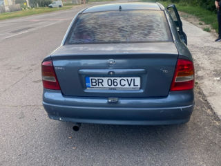 Opel Astra foto 3