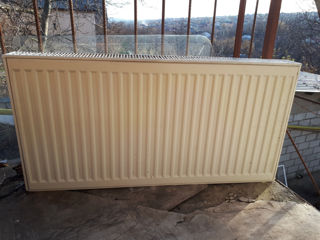Продам б/у панельные радиаторы отопления Kermi ТИП 22, высотой 50 см. и длиной 50, 80 и 100 см