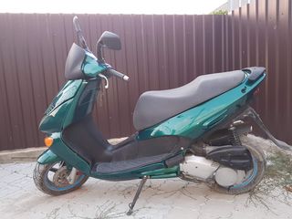 Aprilia Leonardo 150 foto 3