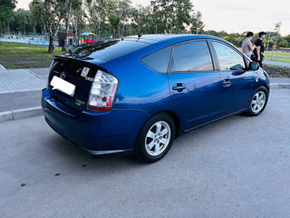 Toyota Prius foto 4