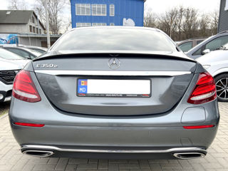 Mercedes E-Class foto 3