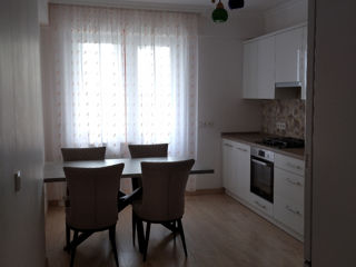 Apartament cu 2 camere, 80 m², Centru, Comrat foto 3