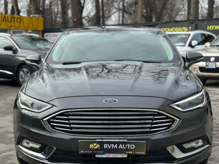 Ford Fusion foto 2