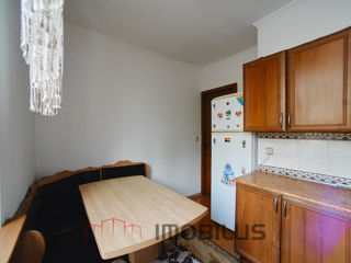 Apartament cu 3 camere, 48 m², Sculeni, Chișinău foto 3