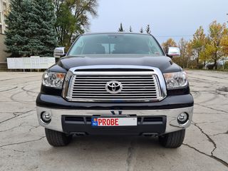 Toyota Tundra foto 6