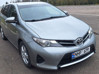 Toyota Auris foto 2