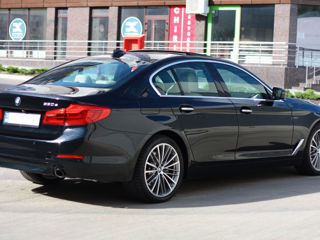 BMW 5 Series foto 3