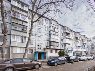 Apartament cu 3 camere, 60 m², Buiucani, Chișinău foto 10