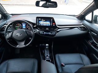 Toyota C-HR foto 6