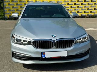 BMW 5 Series foto 4