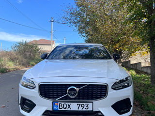 Volvo S90 foto 2