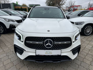 Mercedes GLB foto 2