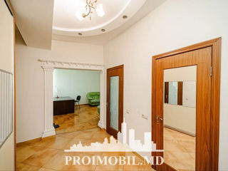 Apartament cu 2 camere, 90 m², Centru, Chișinău foto 3