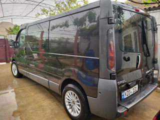 Opel Vivaro foto 5