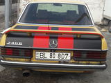 Mercedes Series (W123) foto 2