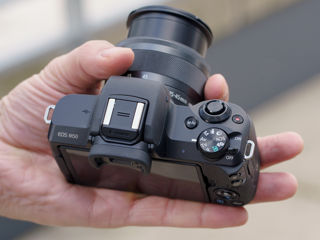 Canon M50 kit 15-45 mm foto 1
