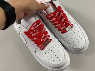 Nike Air Force 1 Low White x Supreme Unisex foto 5