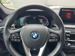 BMW 5 Series foto 12