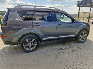 Mitsubishi Outlander foto 9