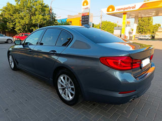 BMW 5 Series foto 4