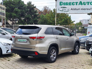 Toyota Highlander foto 2