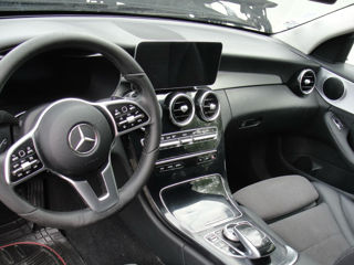 Mercedes C-Class foto 11