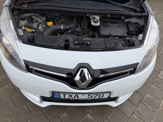 Renault Grand Scenic foto 8