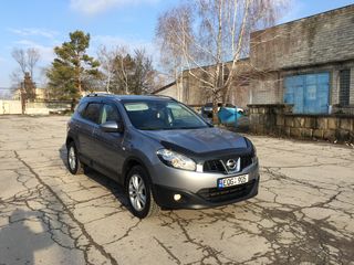 Nissan Qashqai+2 foto 2