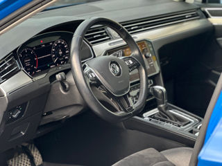 Volkswagen Passat foto 9