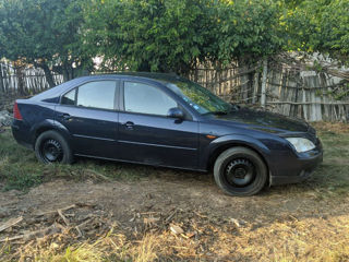 Ford Mondeo foto 2