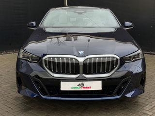 BMW 5 Series foto 3