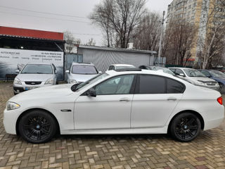 BMW 5 Series foto 5