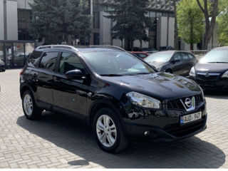 Nissan Qashqai+2