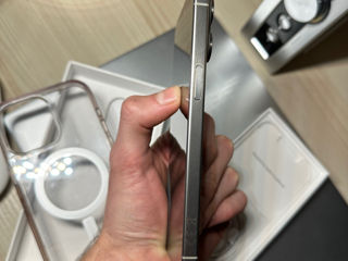 iPhone 15 Pro Max Natural Titanium foto 6