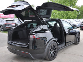 Tesla Model X foto 8