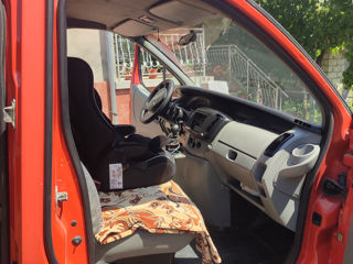 Renault Trafic foto 2