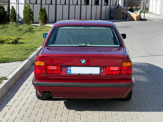 BMW 5 Series foto 5