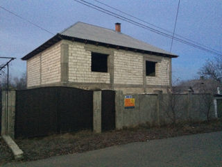 Продается недостроенный 2-х этажный дом в г. Рыбница, ул. Мира 46