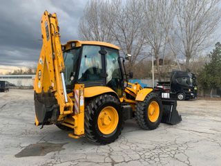 JCB